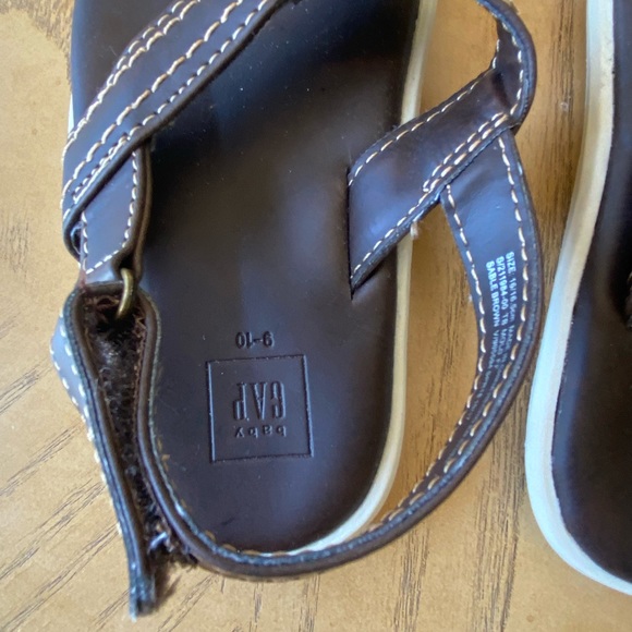 Gap faux leather sandals 9/10 - Picture 4 of 4
